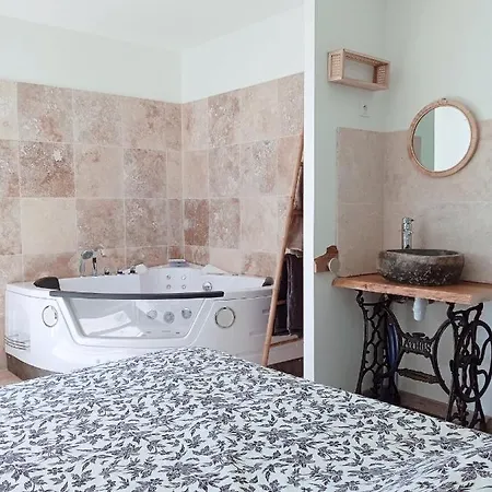 Maison d'hôtes Charme Et Detente *